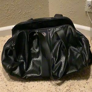 Black Lululemon gym bag